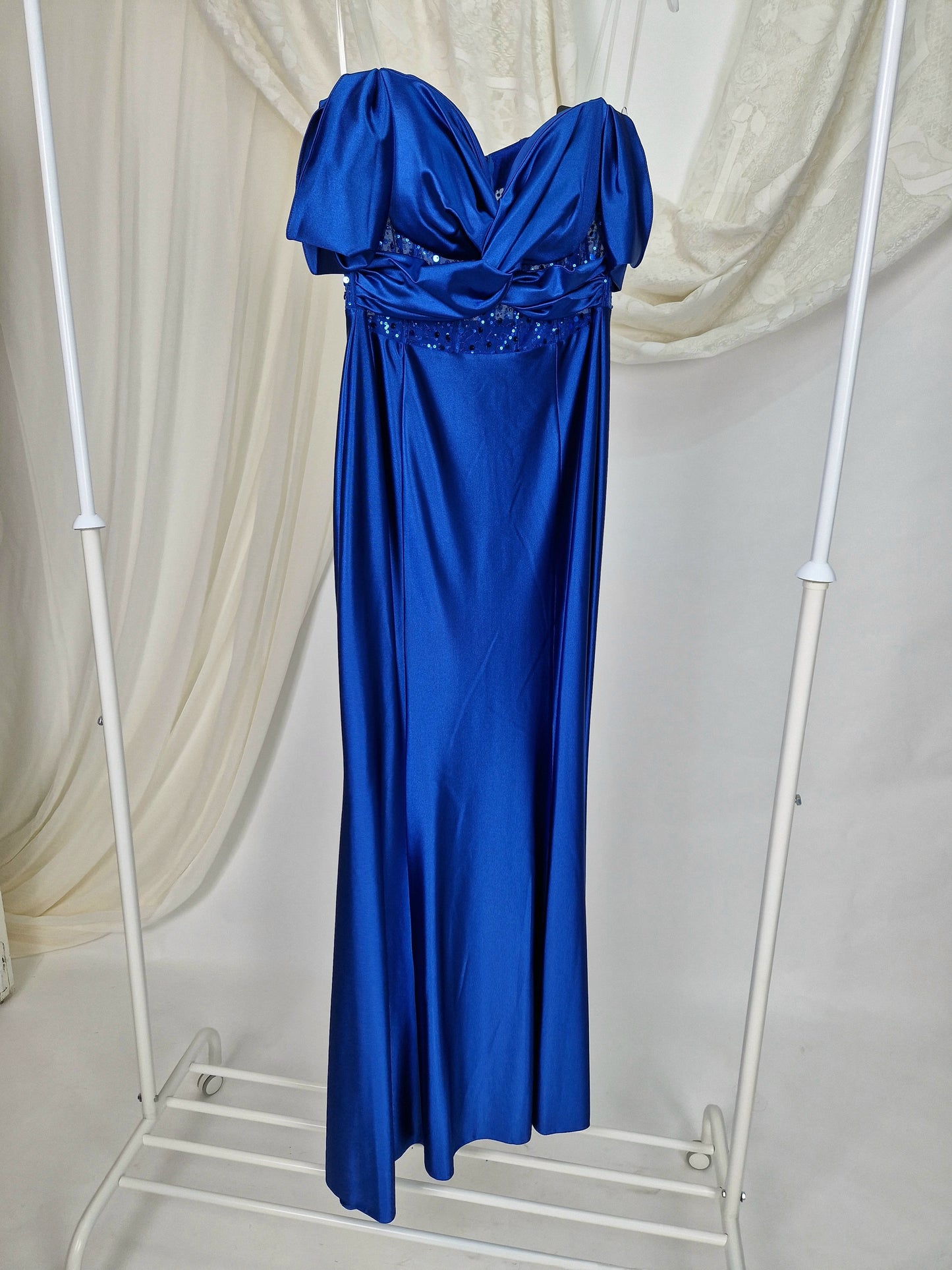 Rochie de seară lungă sirenă din satin, cu umeri goi, albastră