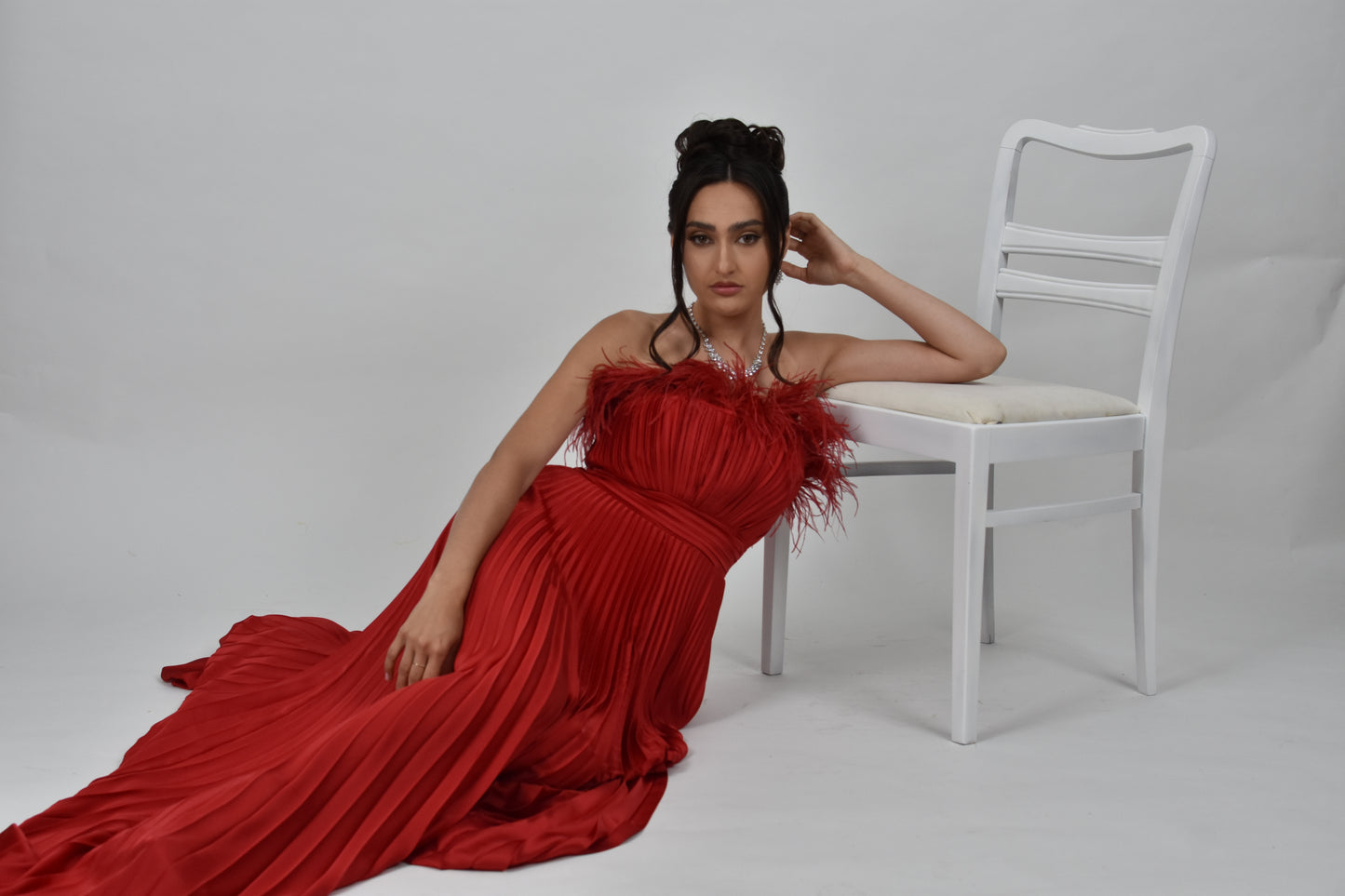 Rochie lunga de satin cu pliuri