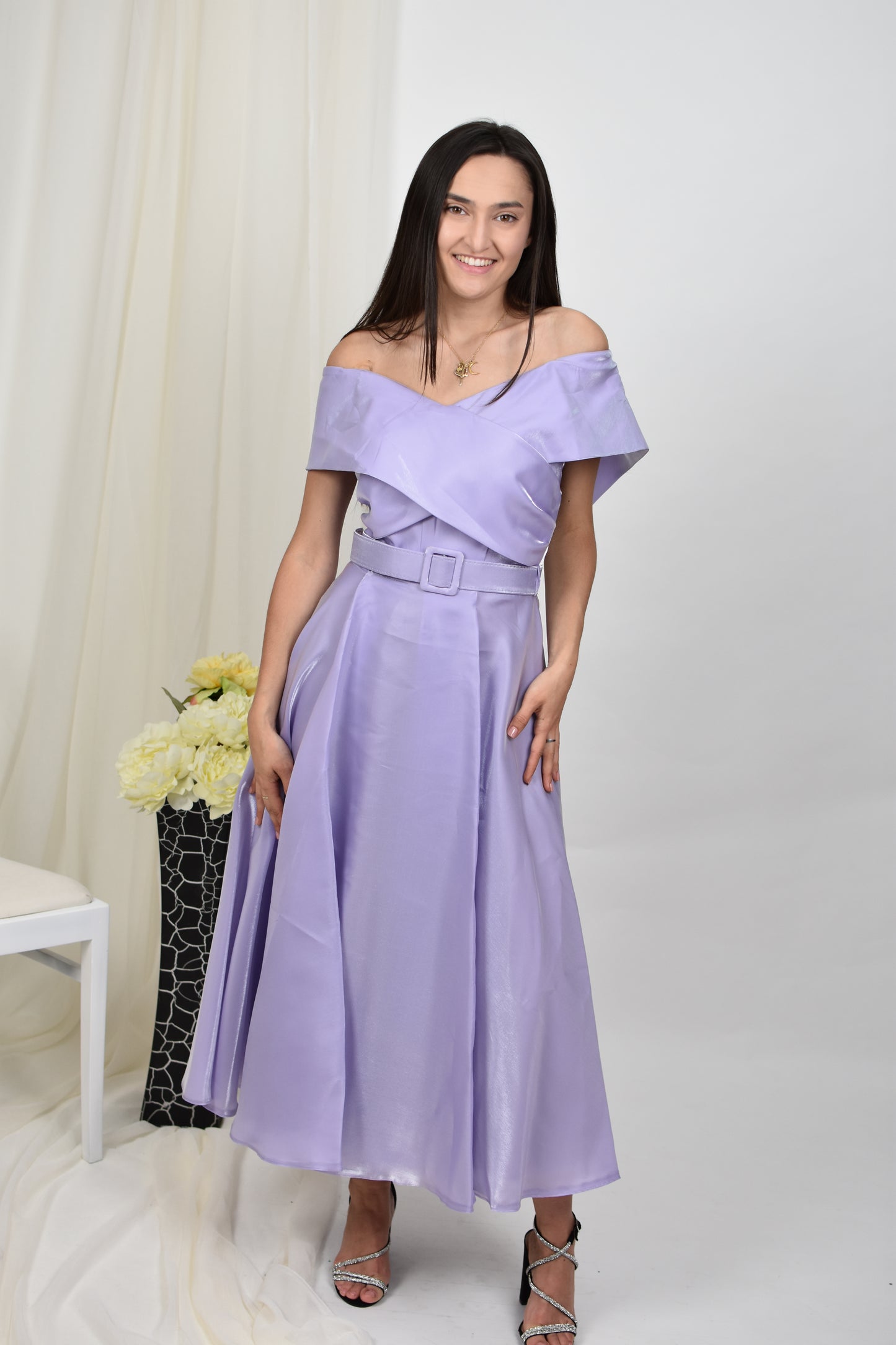 Rochie midi cu umeri goi, stil clasic, lila