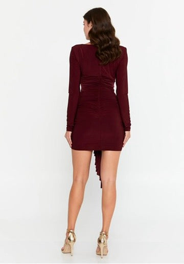 Rochie scurta burgundi cu aplicatie aurie