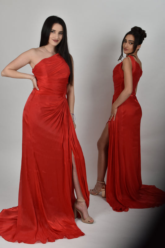 Rochie rosie de matase