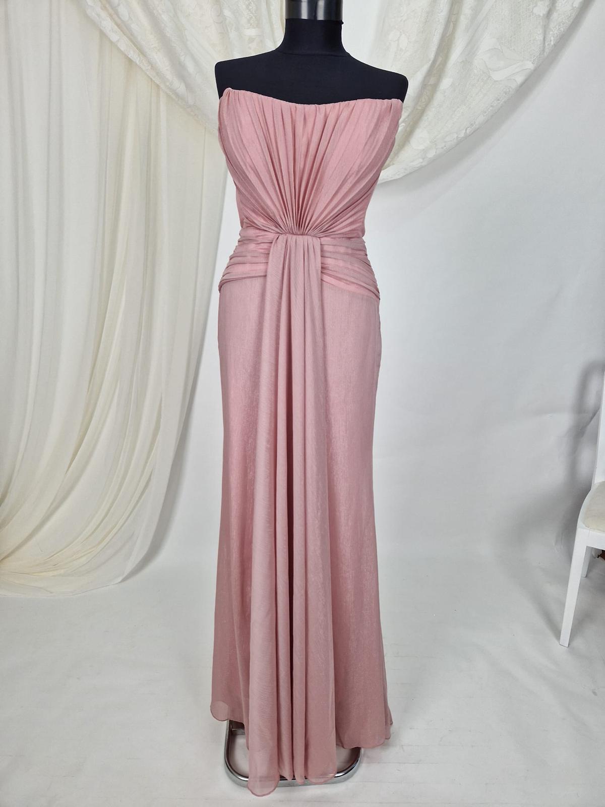 Rochie de seară roz fără bretele