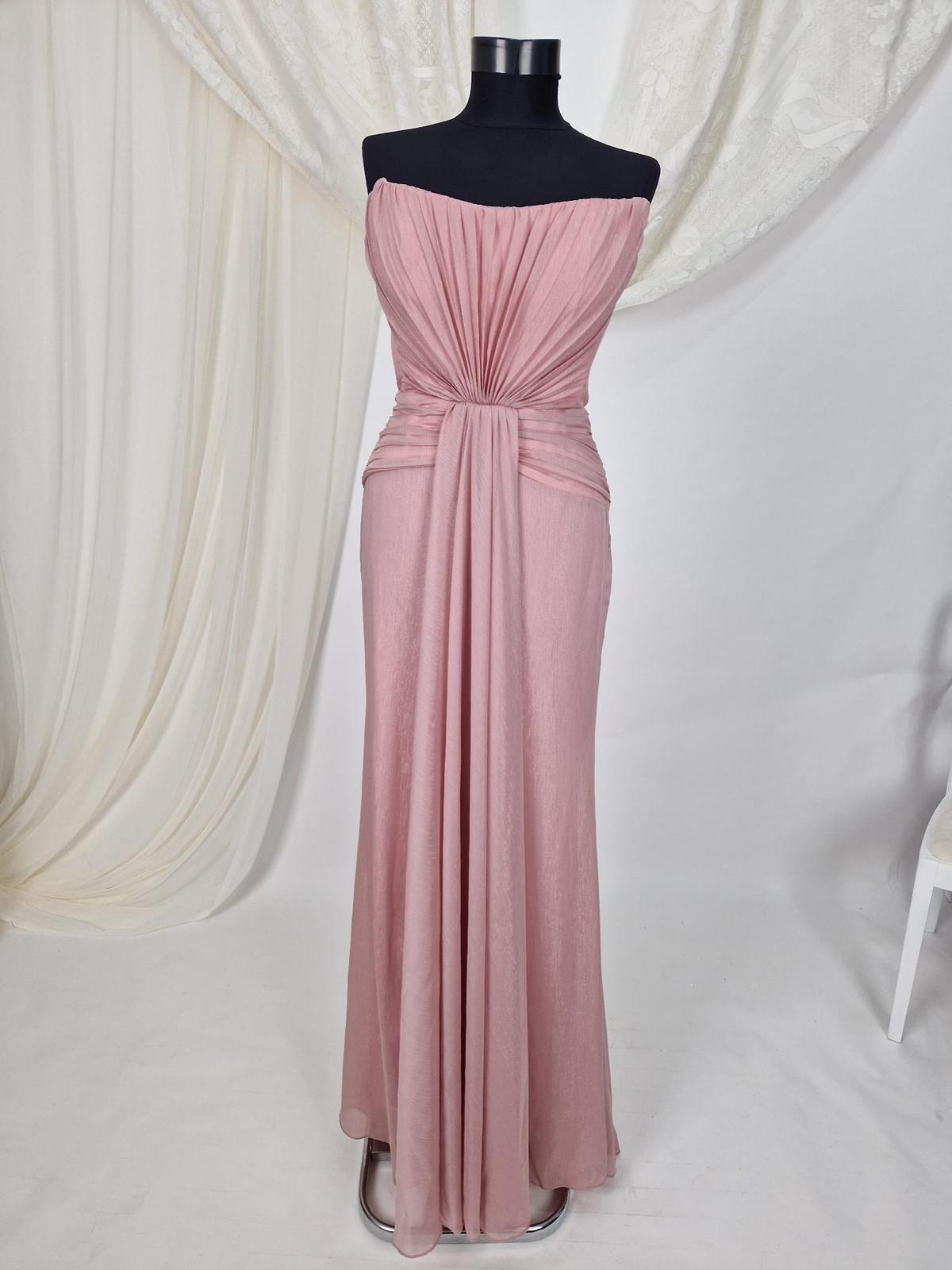 Rochie de seară roz fără bretele